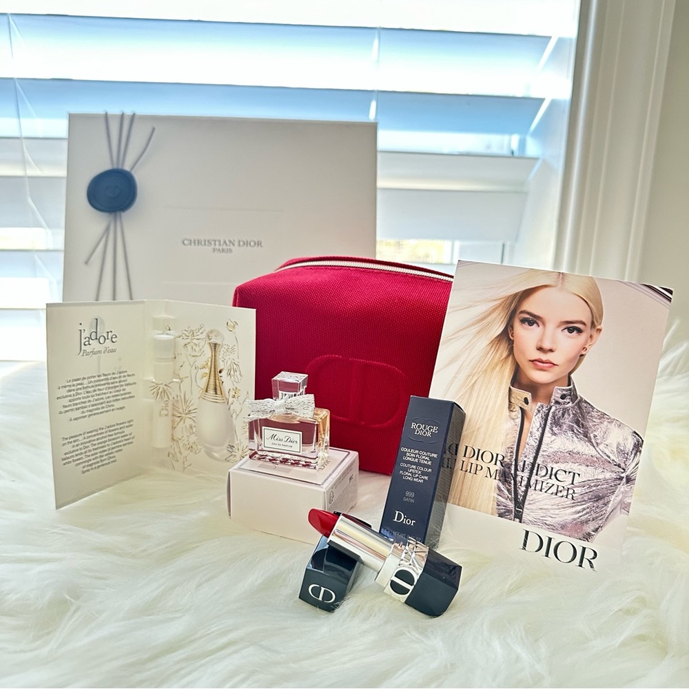 Dior Makeup Pouch Bag & Samples